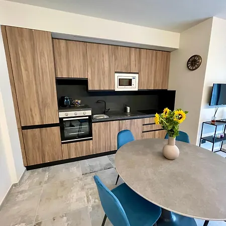 Cervus Terrazza E Parcheggio Apartment Aosta